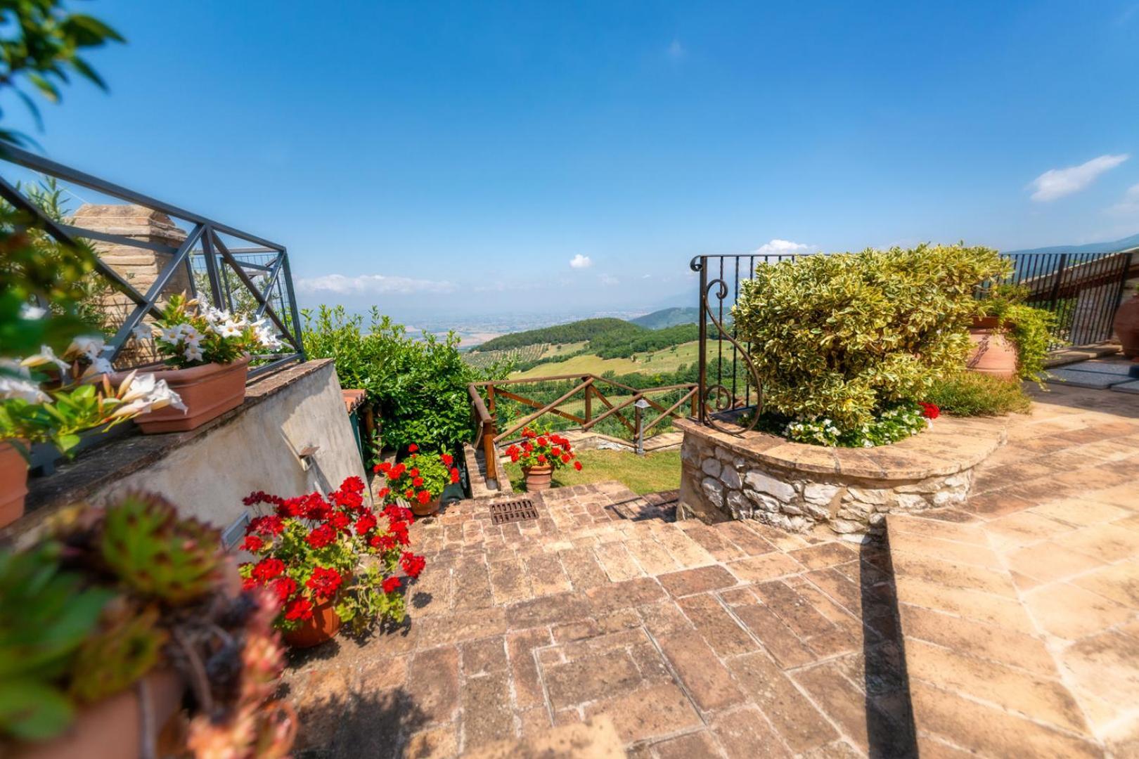 Le Tradizioni Casa Vacanze Trevi Kültér fotó
